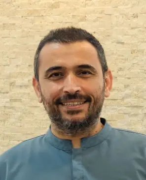 Diş Hekimi Onur Tarakçı